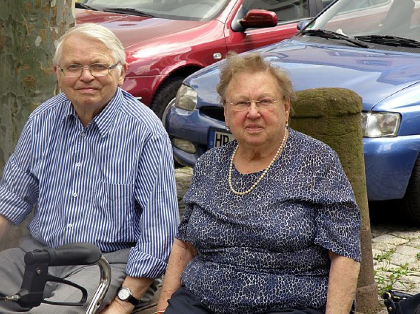 Lotte Dukamp (Halbschwester von Schacks Enkelin Prof. Haahr) mit Wilhelm Sauter
